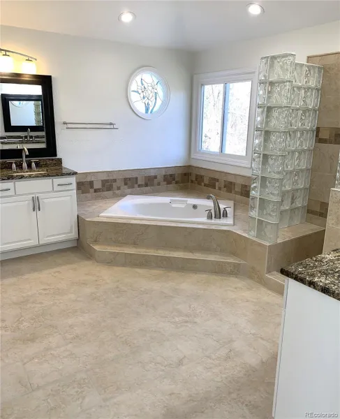 9888 Falcon Creek Drive Highlands Ranch CO 80130 MLS #REC3108019 05152026194822 800 14