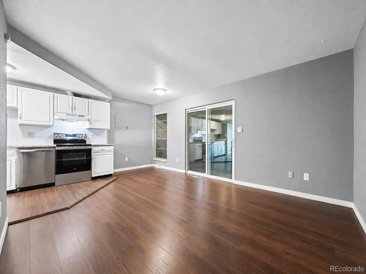 178 Paris Circle Aurora CO 80011 | MLS #REC3108198 07142026194458 1200 23