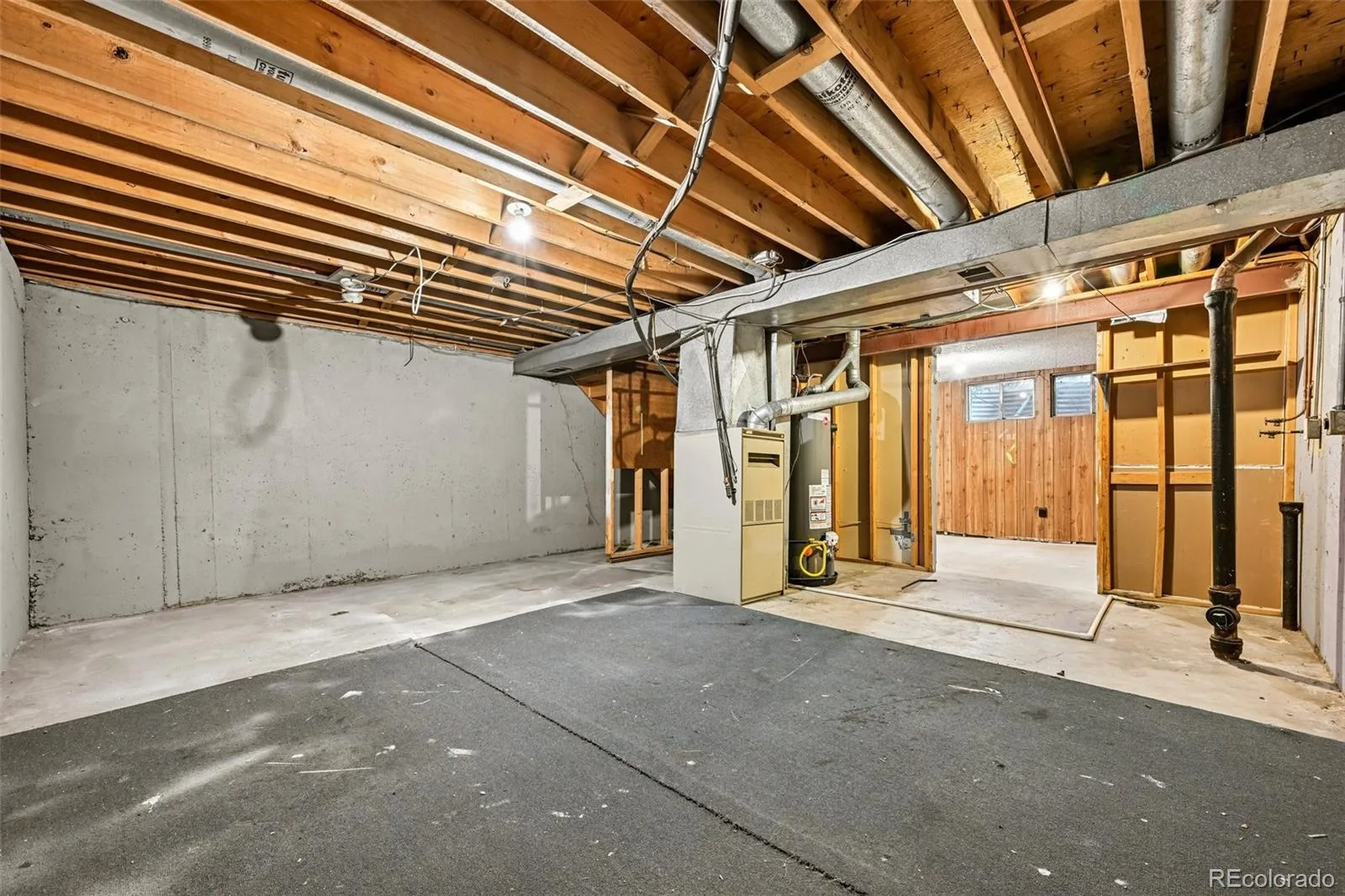 178 Paris Circle Aurora CO 80011 | MLS #REC3108198 07142026194458 1600 34