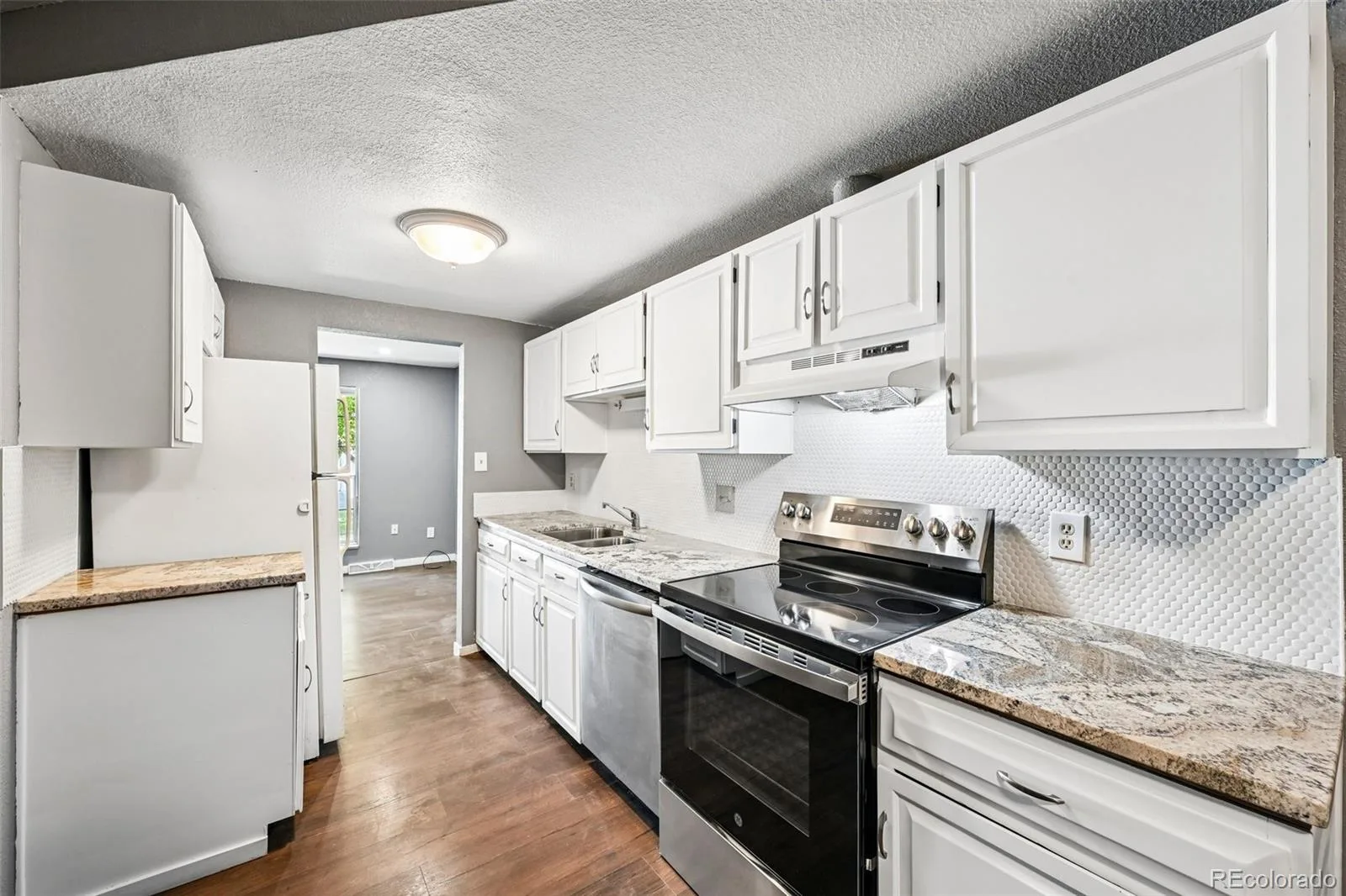 178 Paris Circle Aurora CO 80011 | MLS #REC3108198 07142026194458 1600 8
