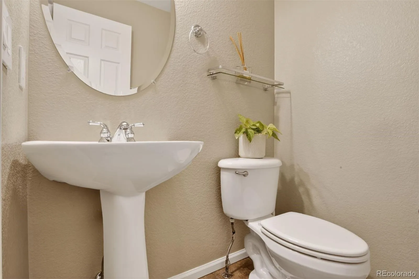 5126 Pasadena Way Broomfield CO 80023 MLS #REC3108859 06092026152122 1600 17