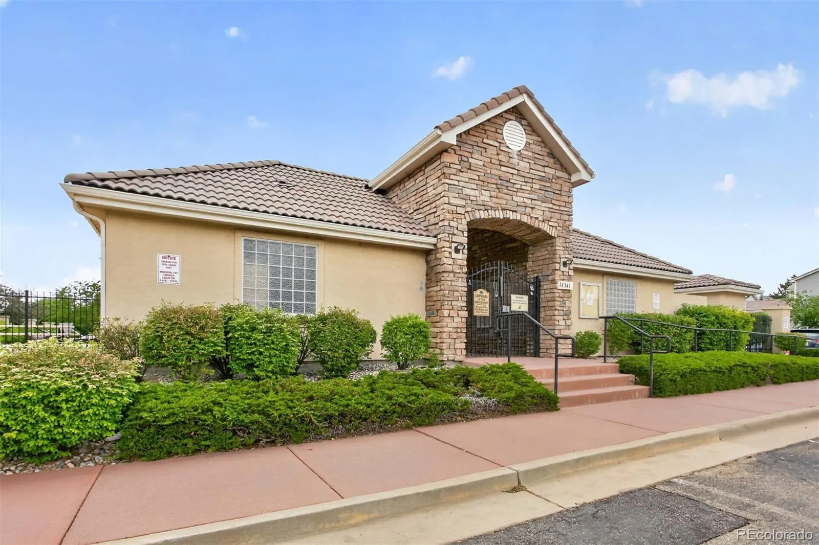 5126 Pasadena Way Broomfield CO 80023 MLS #REC3108859 06092026152122 1600 38
