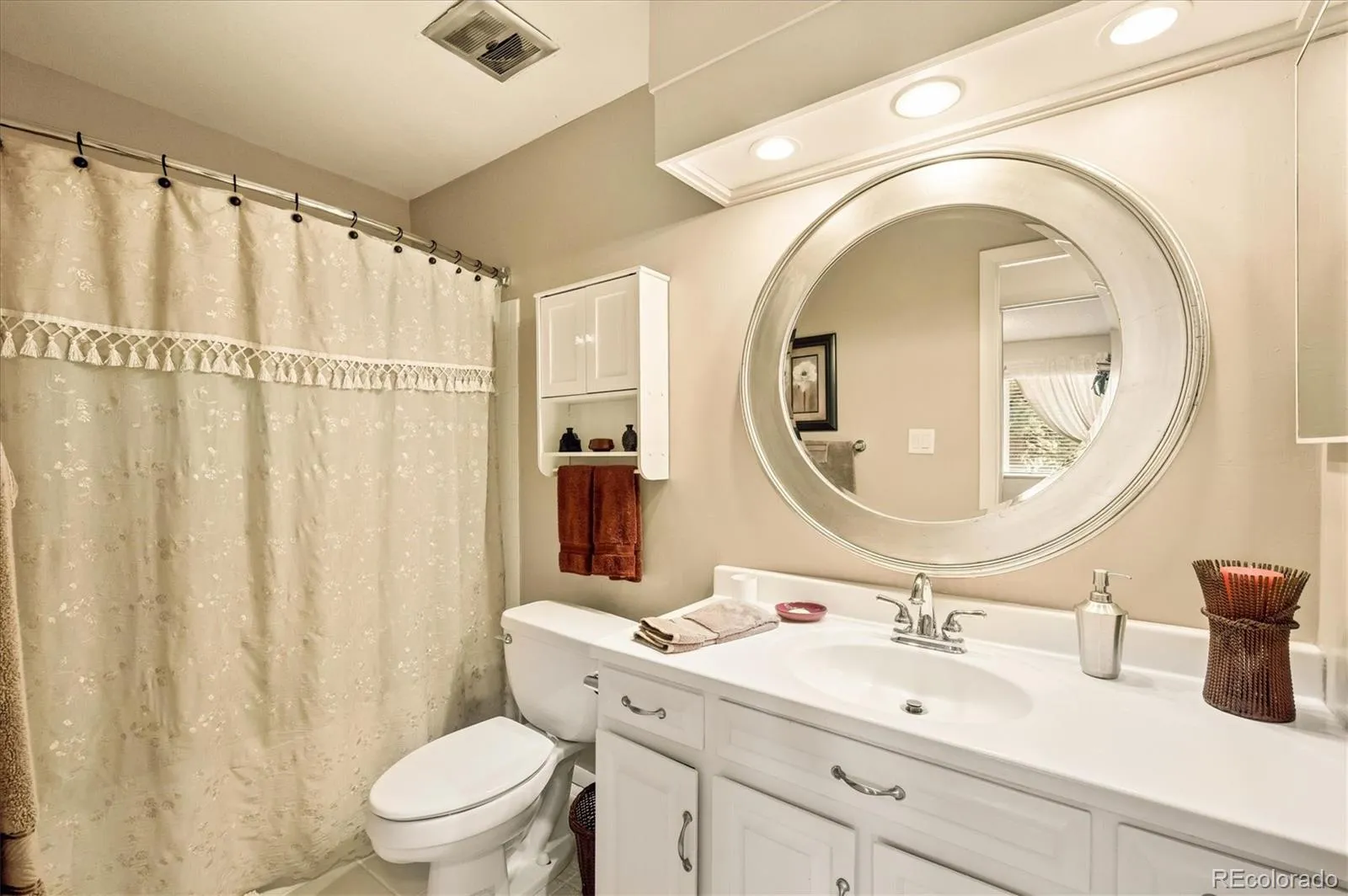 04072026130408 1600 26