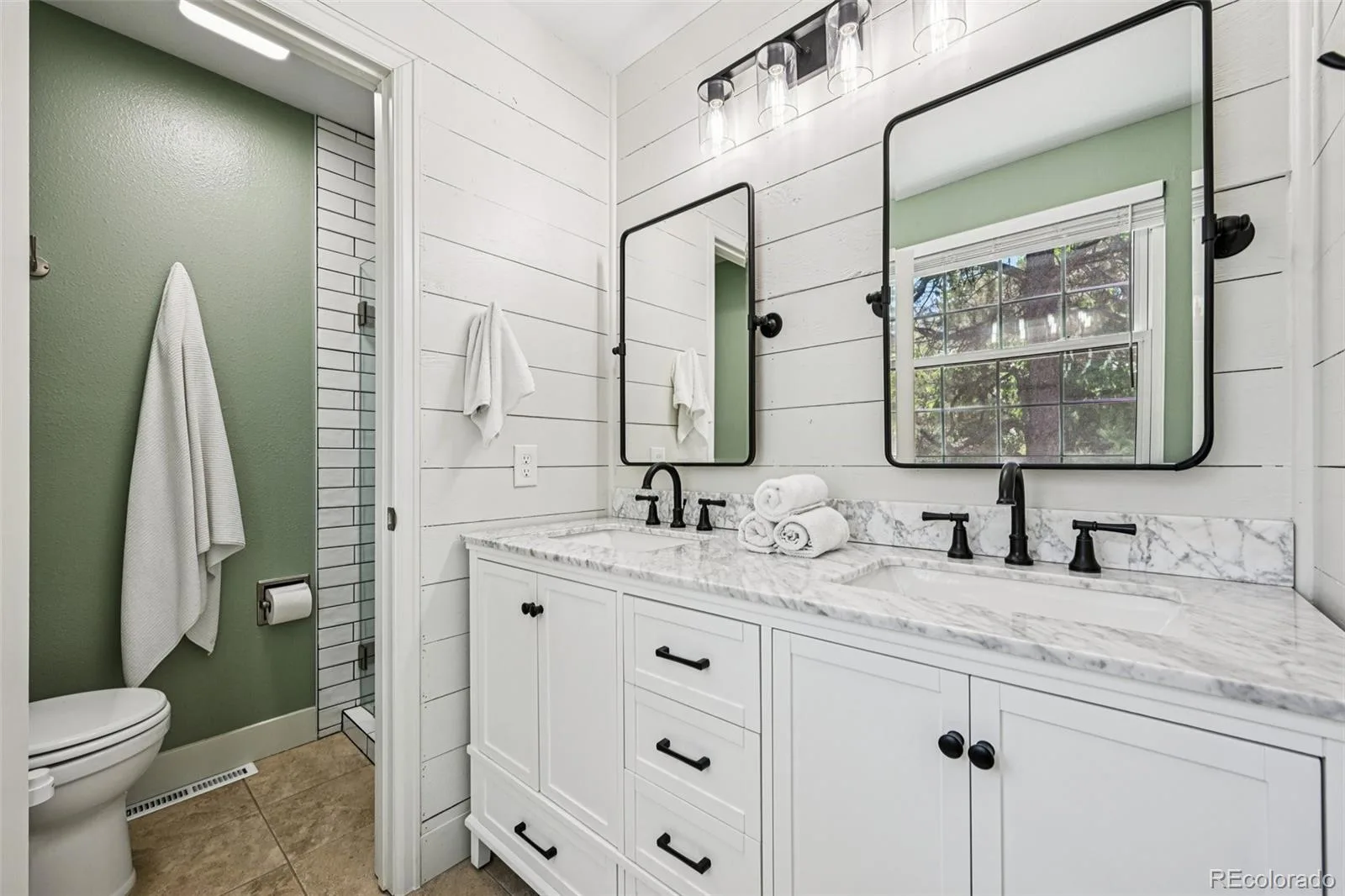 5873 W Maplewood Drive Littleton CO 80123 | MLS #REC3110895 08252026233310 1600 22
