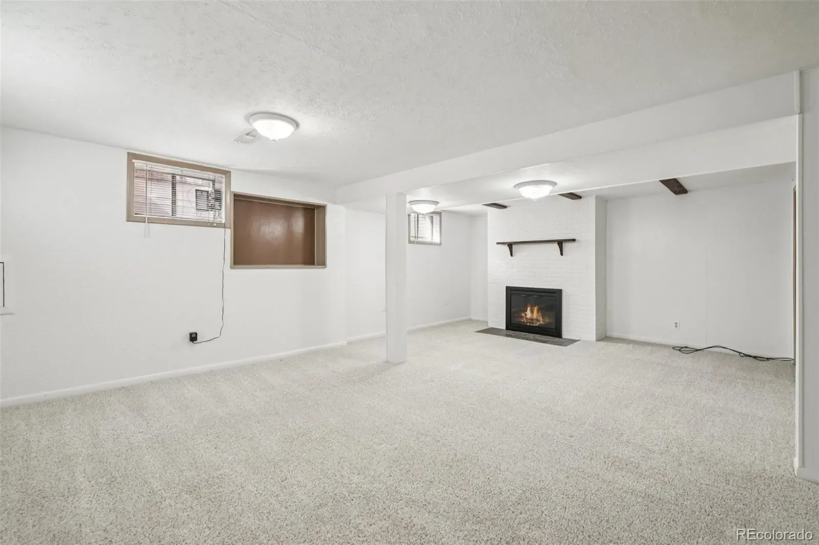 03272026004826 1600 22