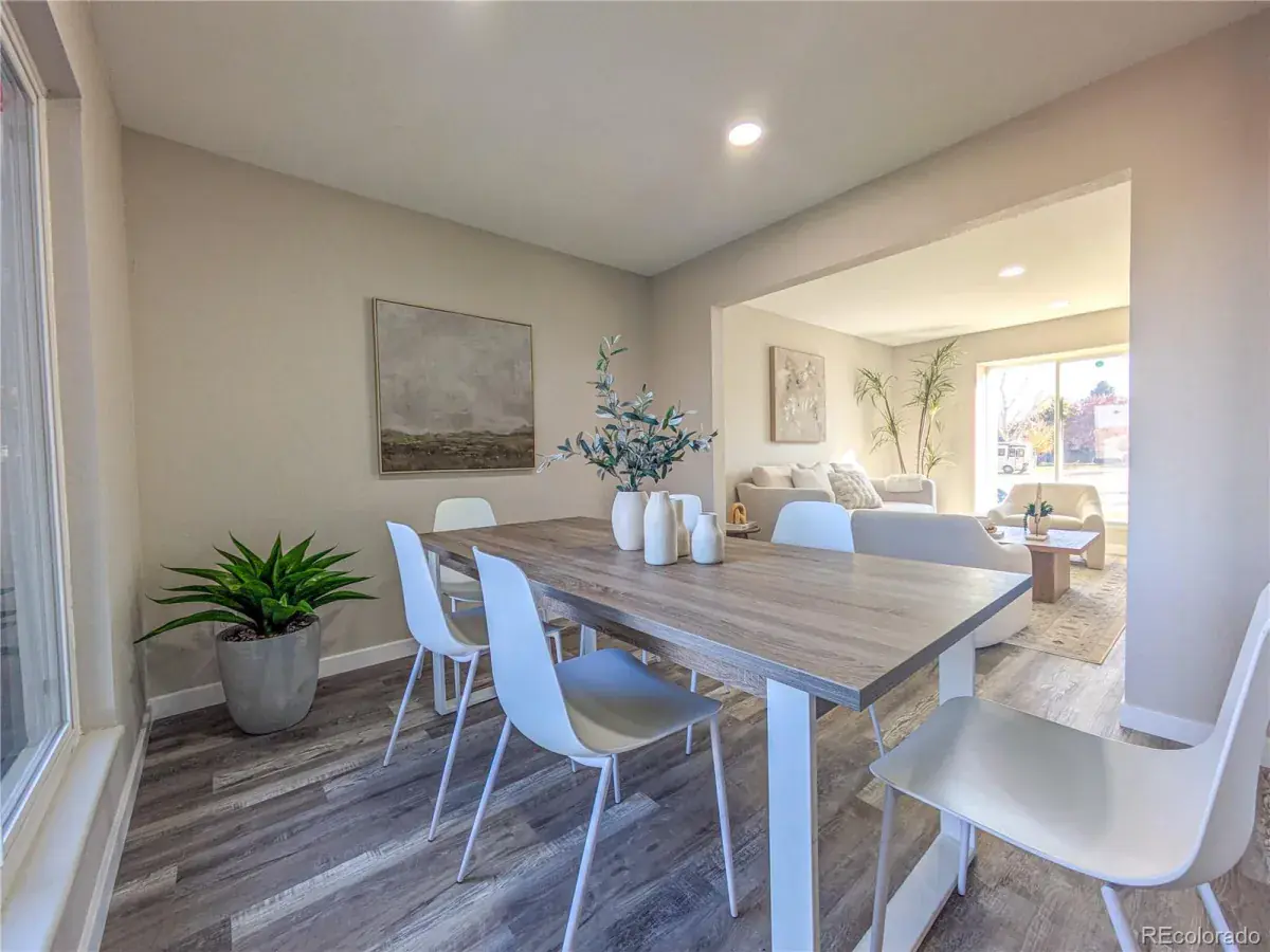 11062025052338 1200 10