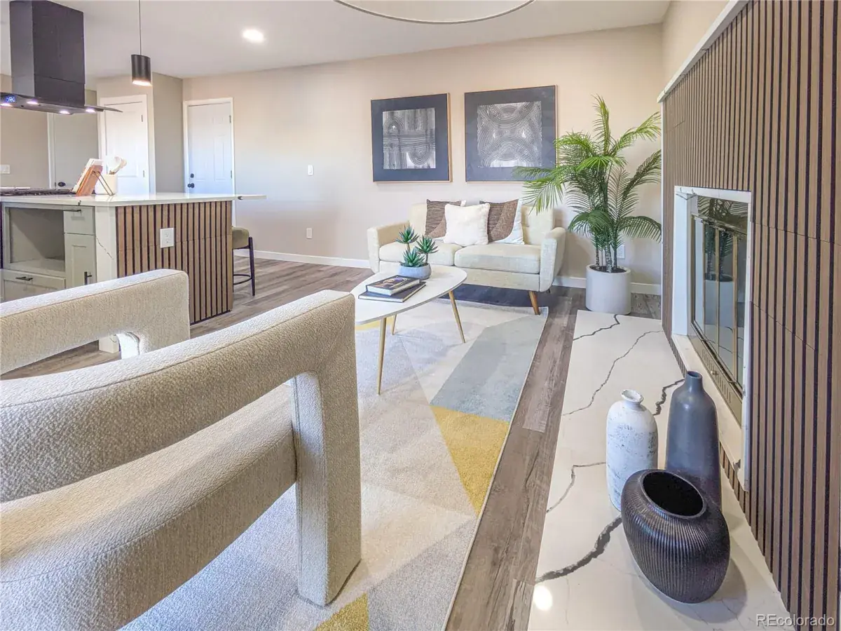 11062025052338 1200 17