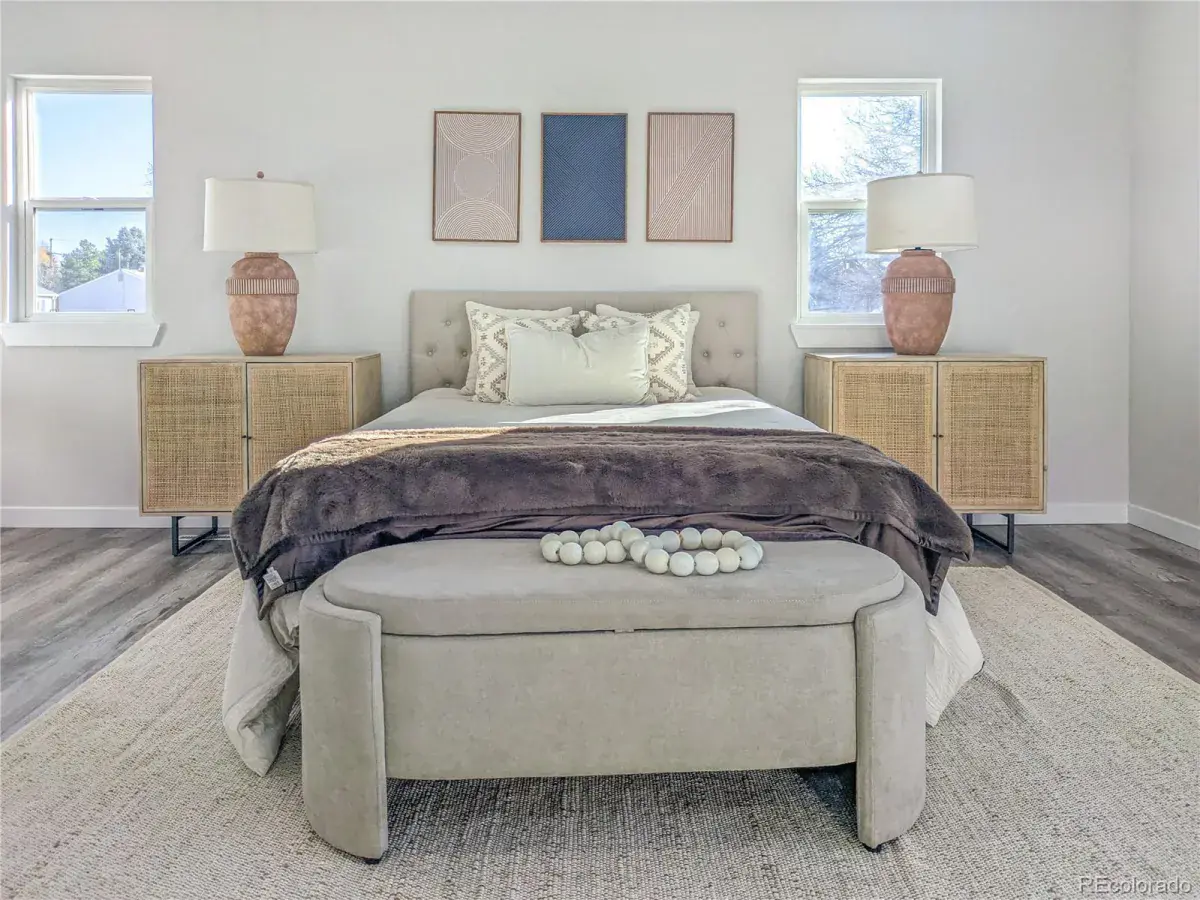 11062025052338 1200 28