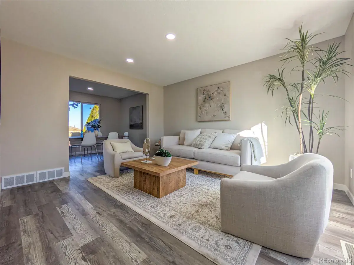 11062025052338 1200 6