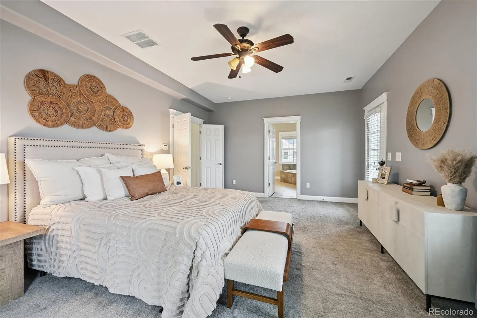 04092026143143 1600 4