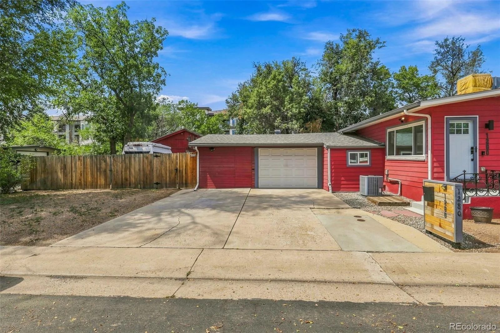 1280 W Oxford s Avenue Englewood CO 80110 | MLS #REC3122173 10082026230512 1600 1
