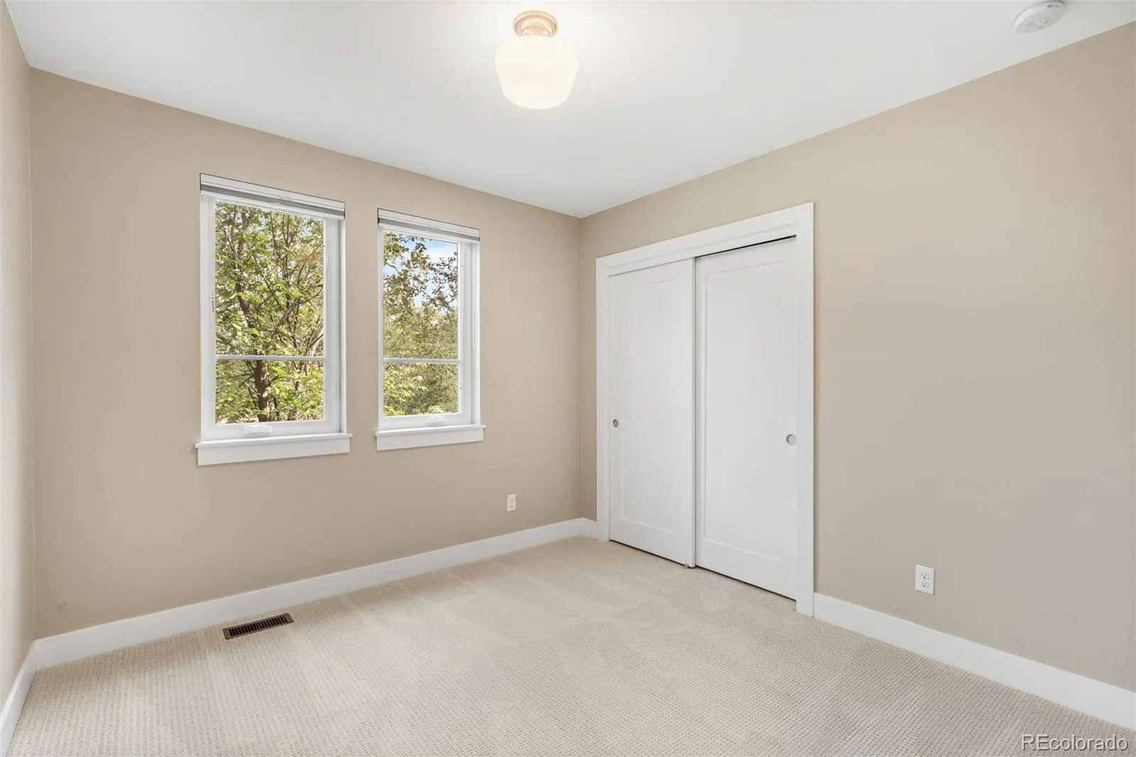 2860 S Sherman Street Englewood CO 80113 | MLS #REC3122210 09242026105819 1600 13