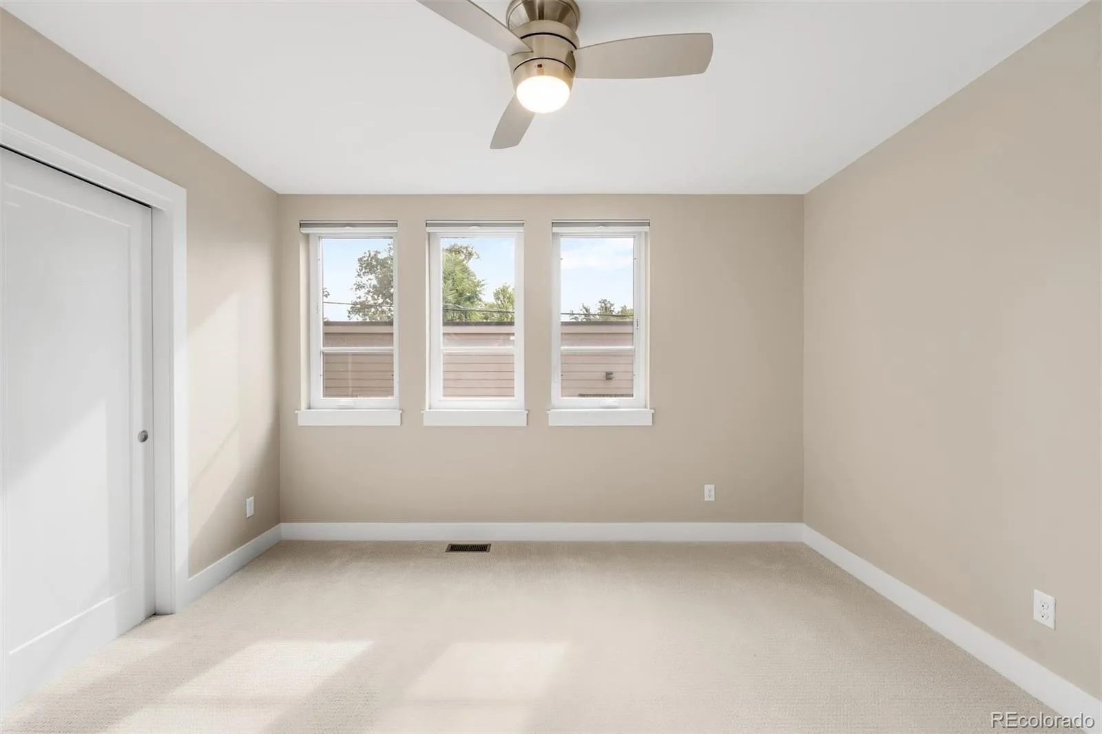 2860 S Sherman Street Englewood CO 80113 | MLS #REC3122210 09242026105819 1600 15