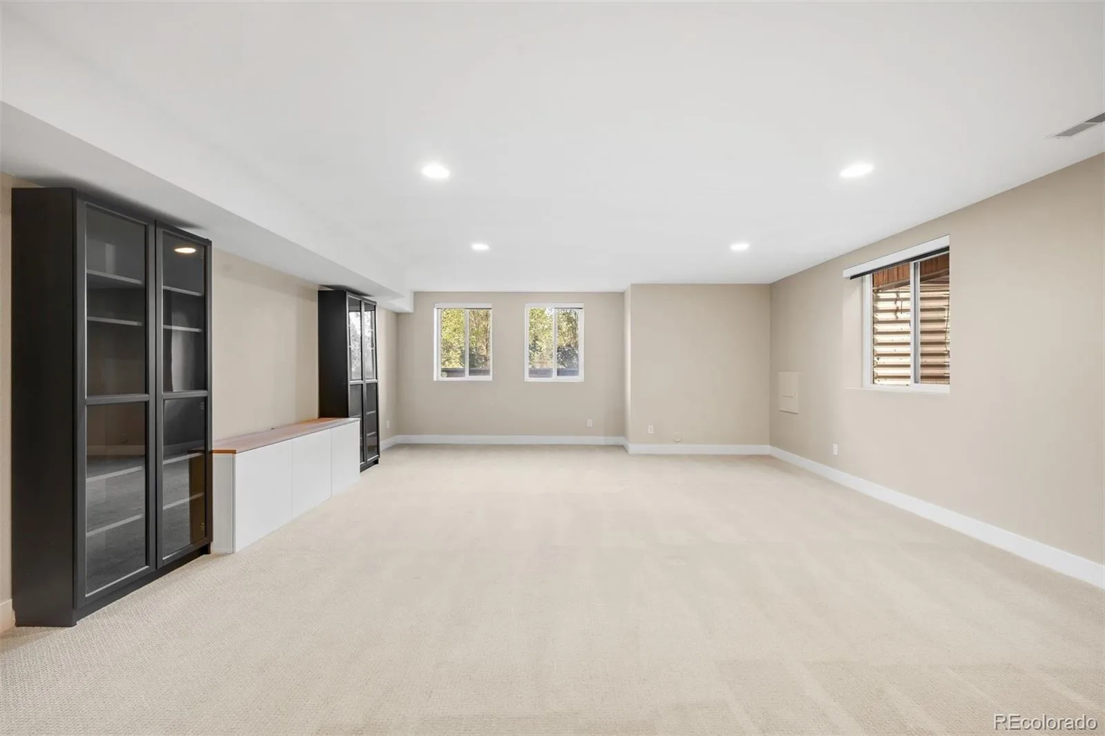 2860 S Sherman Street Englewood CO 80113 | MLS #REC3122210 09242026105819 1600 18