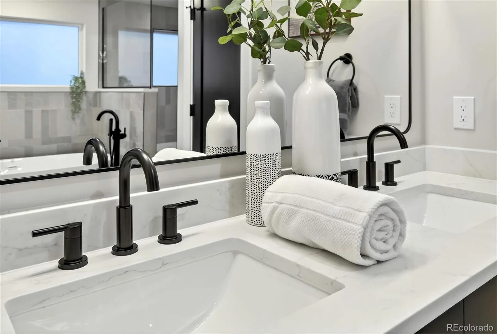 826 N Cherry Street #1 Denver CO 80220 | MLS #REC3122777 08142026235622 1600 15