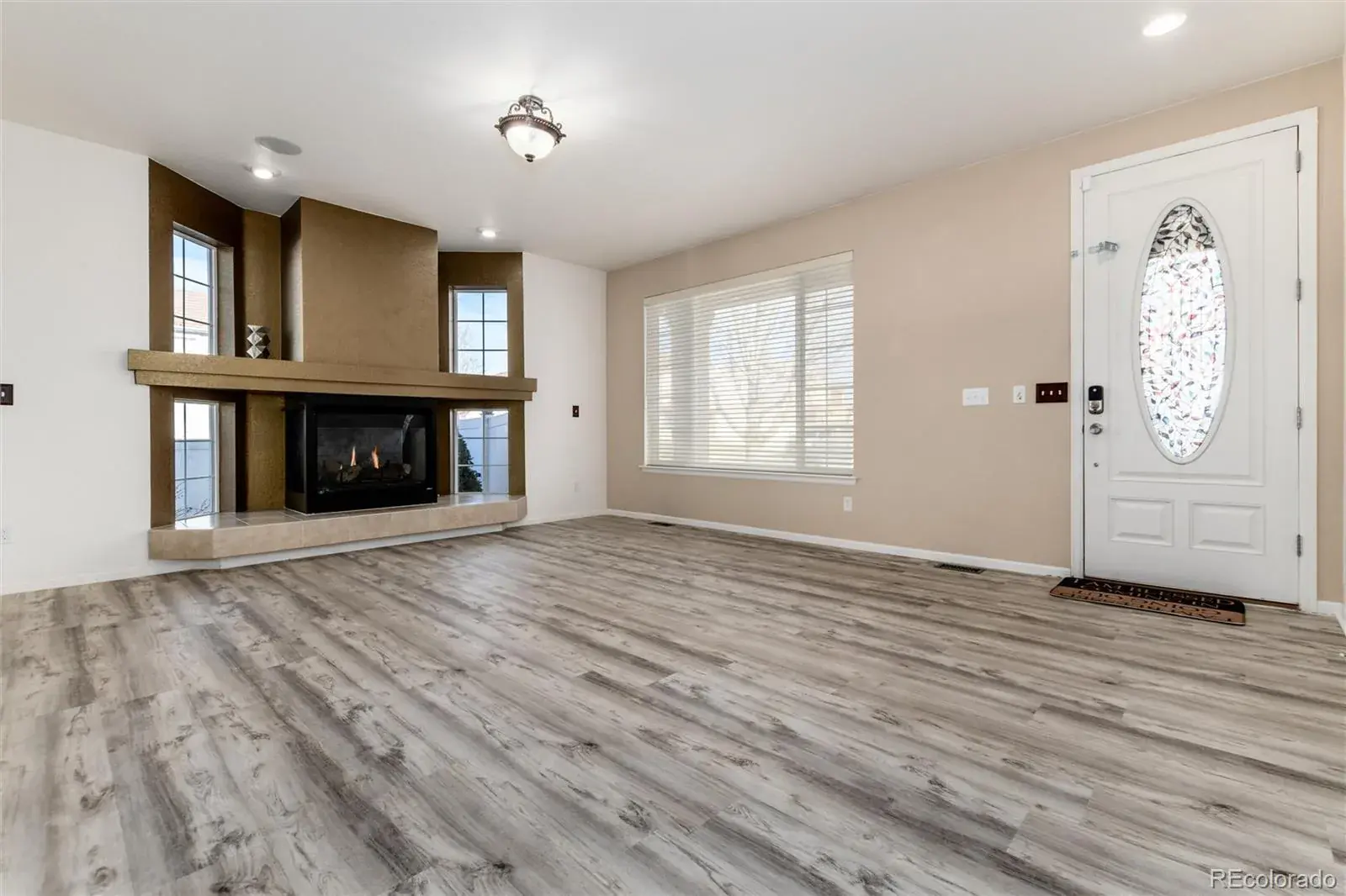 5293 MALAYA ST Denver CO 80249 MLS #REC3122940 11162025014337 1600 6