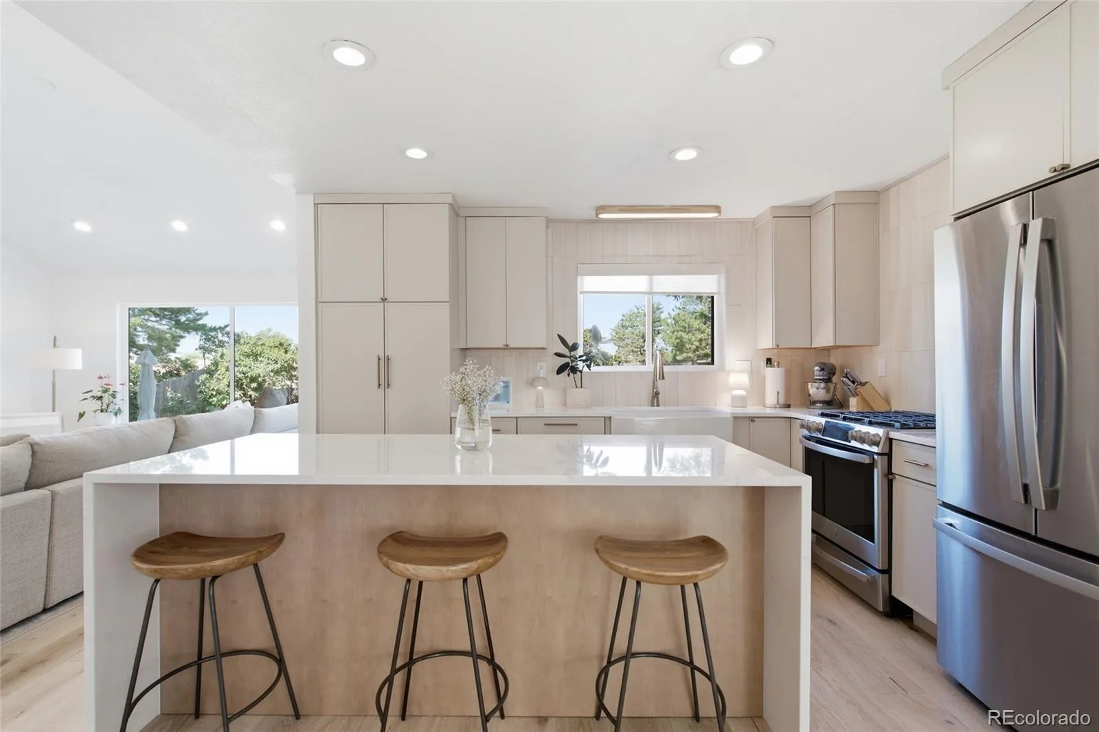 5981 S Vivian Street Littleton CO 80127 | MLS #REC3123575 08142026200522 1600 4