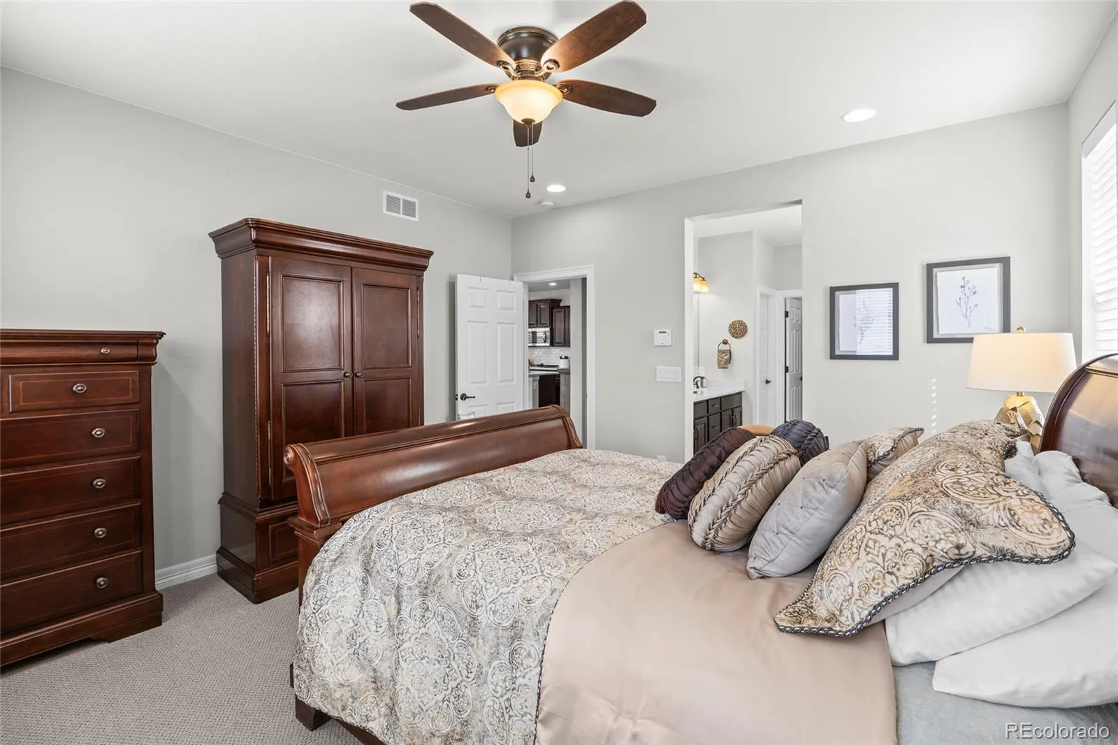 23676 E Del Norte Place Aurora CO 80016 MLS #REC3124251 05152026194832 1600 16