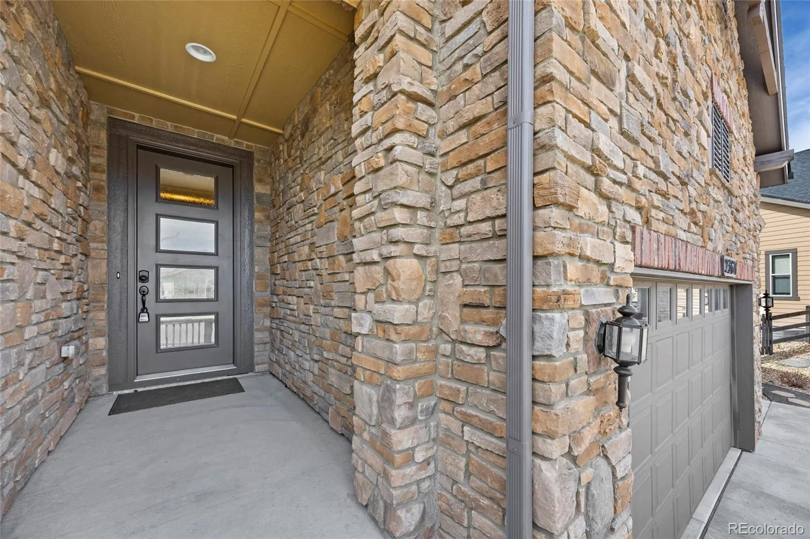 23676 E Del Norte Place Aurora CO 80016 MLS #REC3124251 05152026194832 1600 2