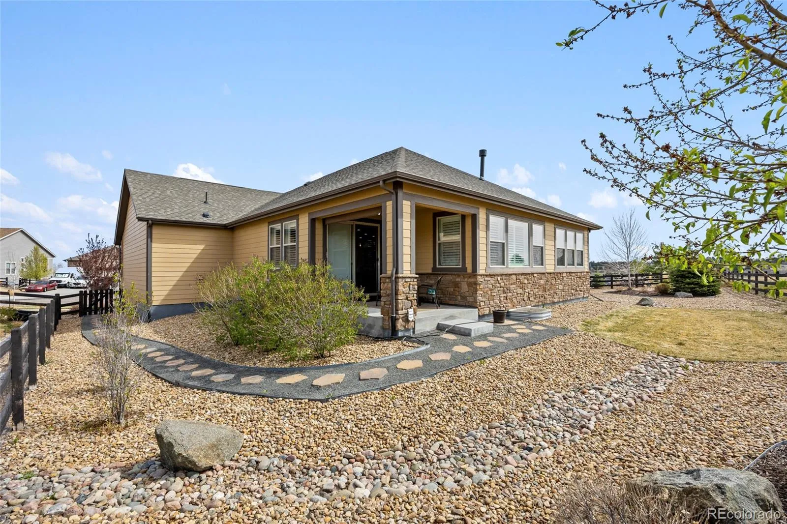 23676 E Del Norte Place Aurora CO 80016 MLS #REC3124251 05152026194832 1600 30