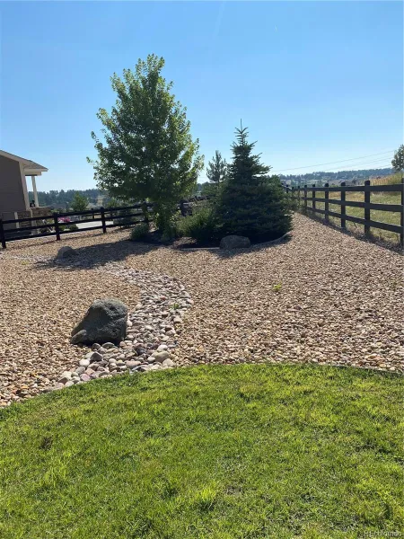 23676 E Del Norte Place Aurora CO 80016 MLS #REC3124251 05152026194832 800 39