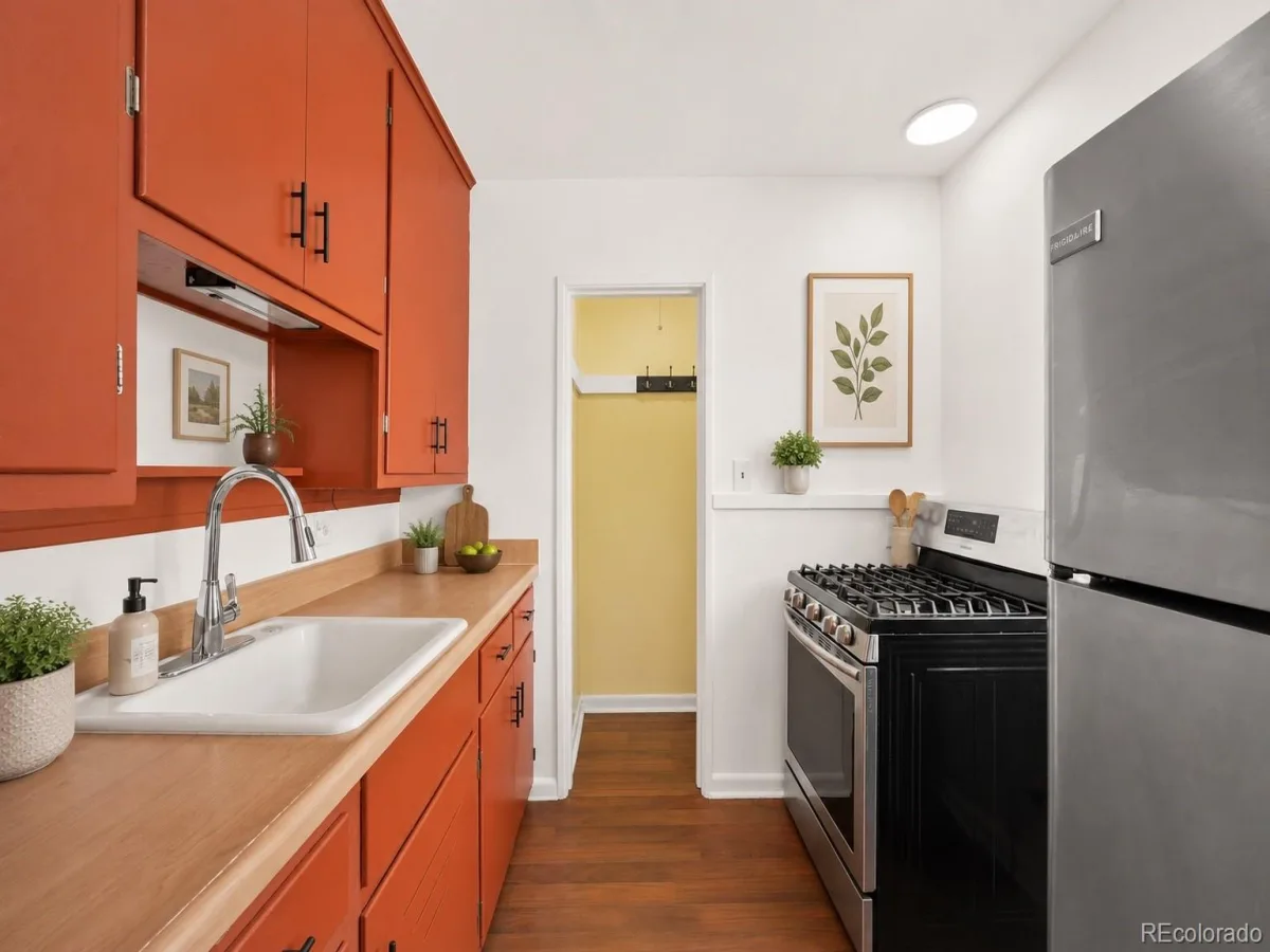 1175 N Emerson Street #111 Denver CO 80218 MLS #REC3125516 06152026191647 1200 3