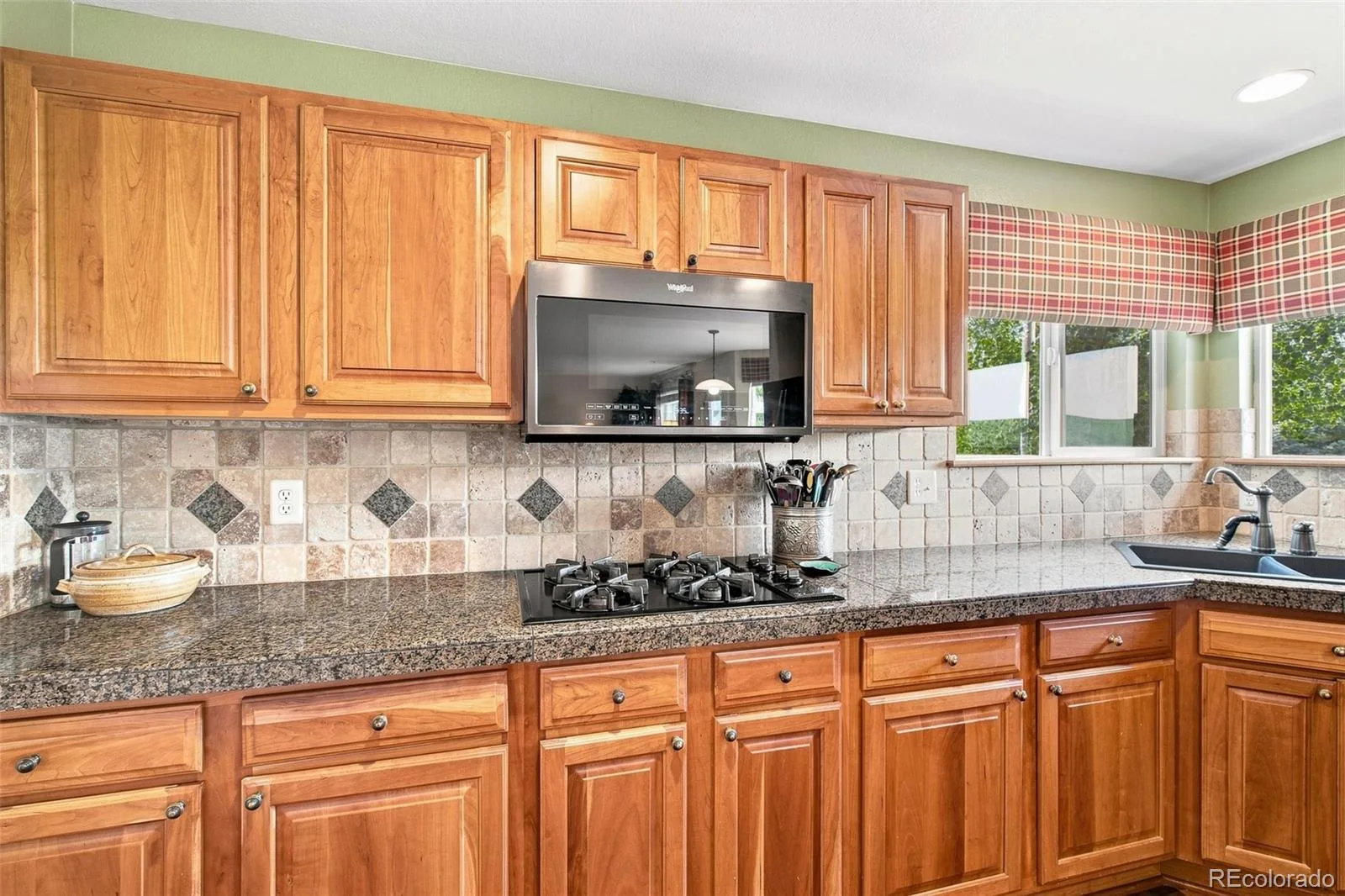 10338 Spruce Court Parker CO 80138 | MLS #REC3125788 08302026180325 1600 22