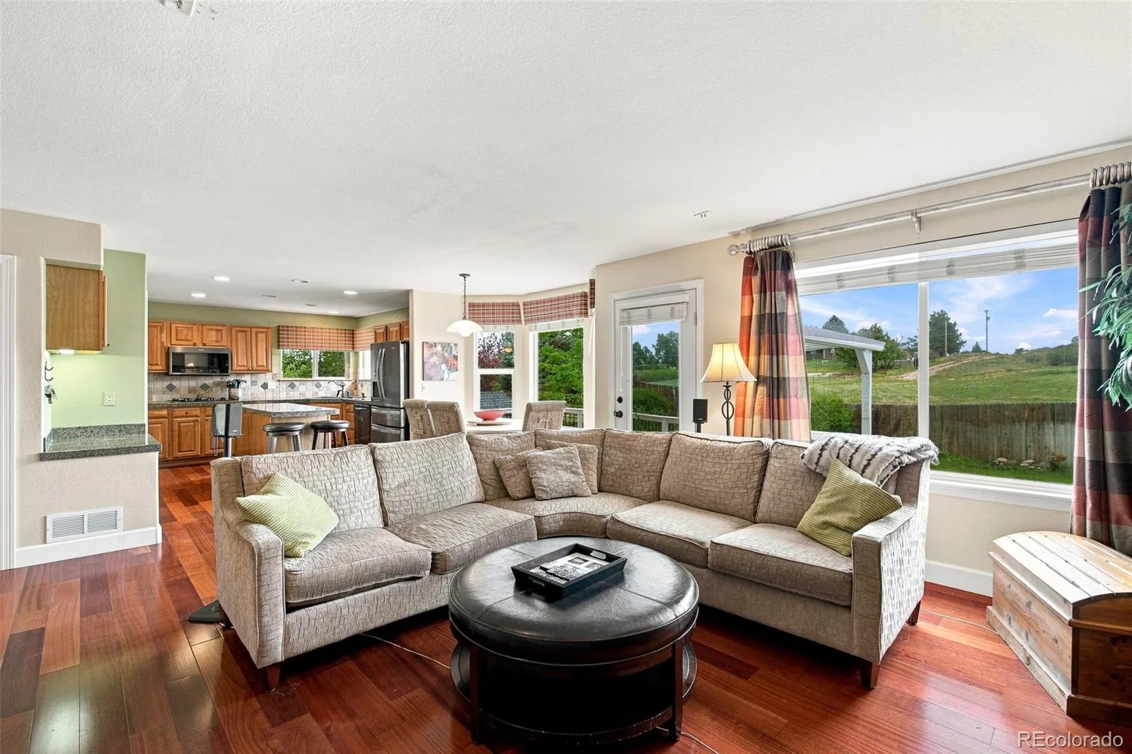 10338 Spruce Court Parker CO 80138 | MLS #REC3125788 08302026180325 1600 28