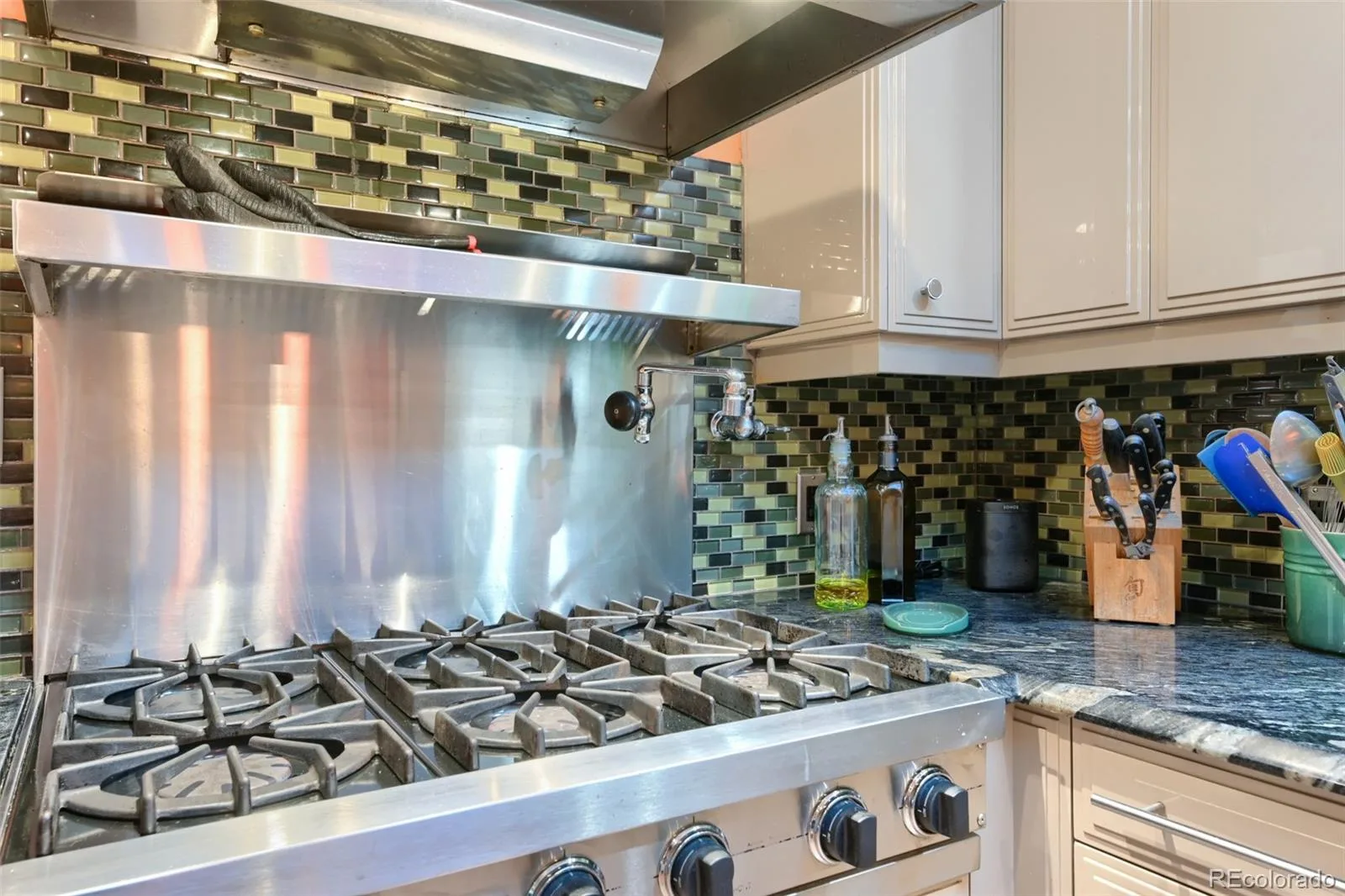 840 S Garfield Street Denver CO 80209 | MLS #REC3128919 09232026090111 1600 14