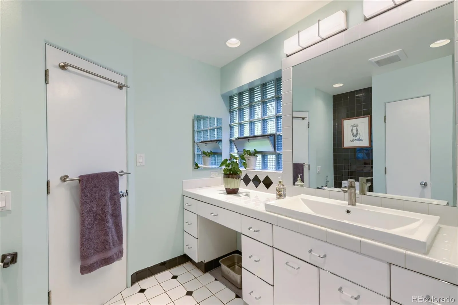 840 S Garfield Street Denver CO 80209 | MLS #REC3128919 09232026090111 1600 21