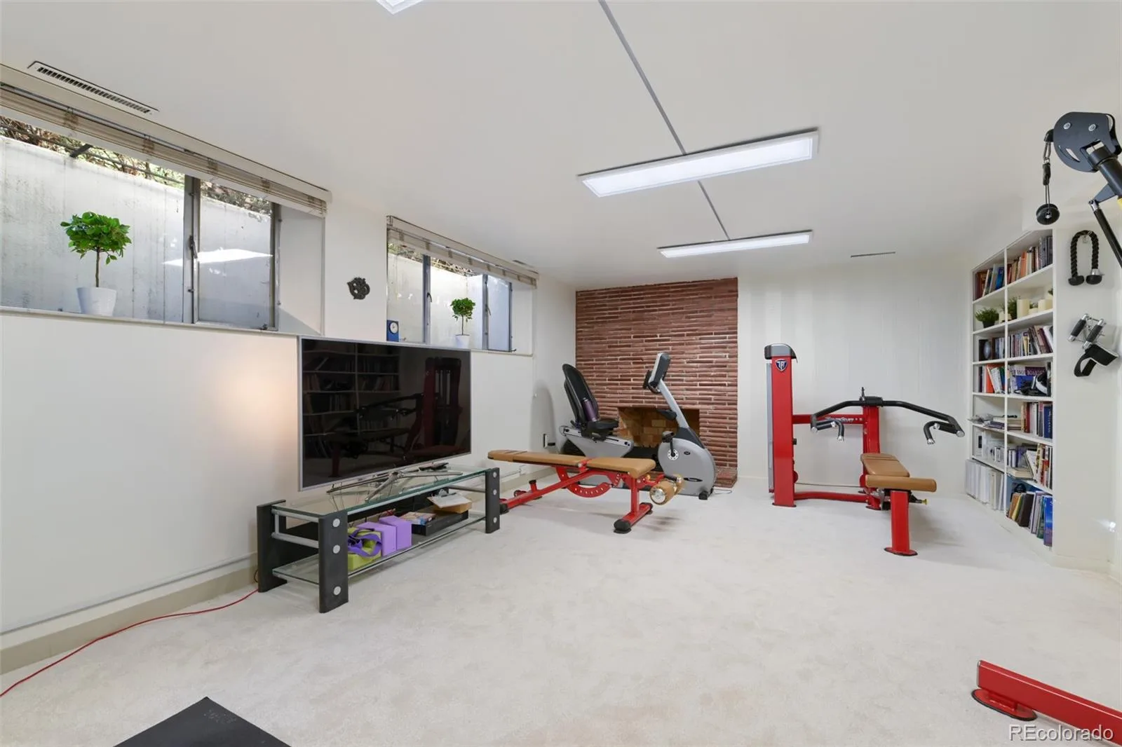 840 S Garfield Street Denver CO 80209 | MLS #REC3128919 09232026090111 1600 28