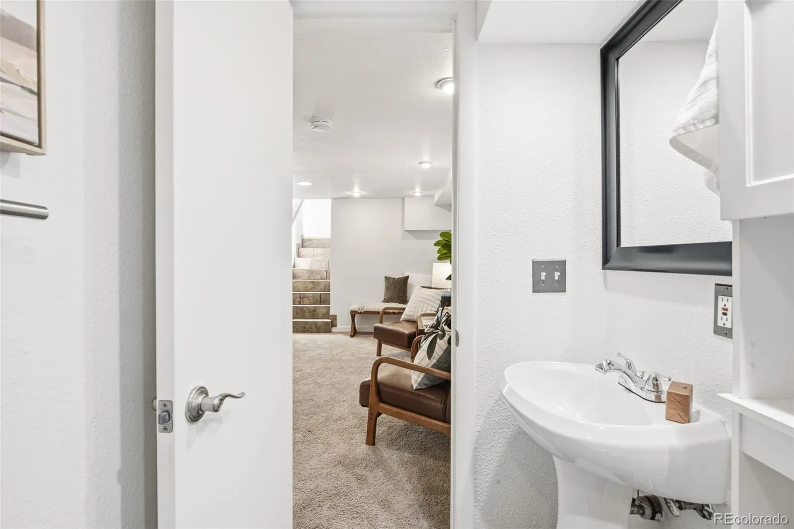 04172026175307 1600 18