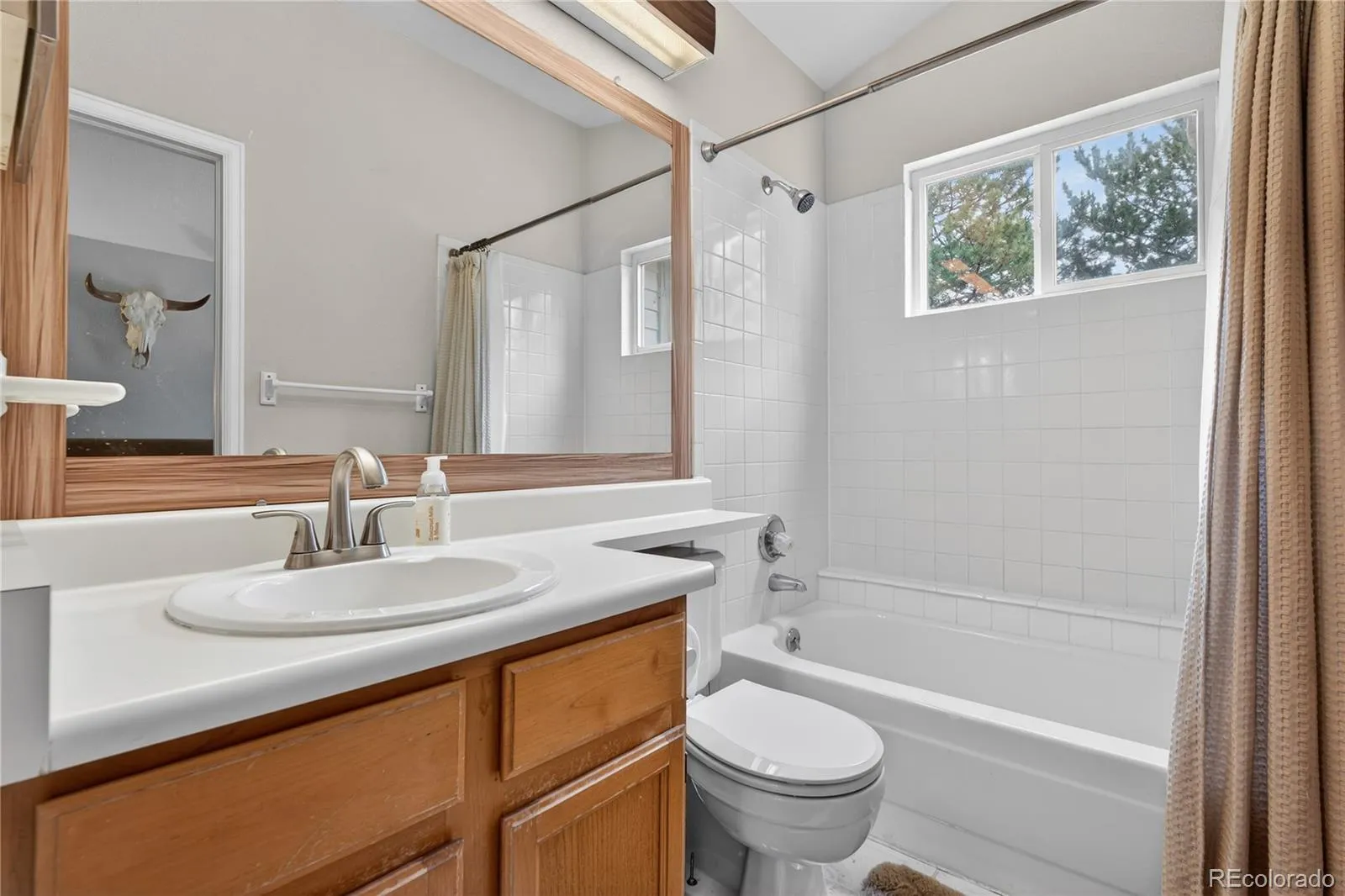 6282 Yank Court Arvada CO 80004 MLS #REC3130092 05212026140609 1600 21