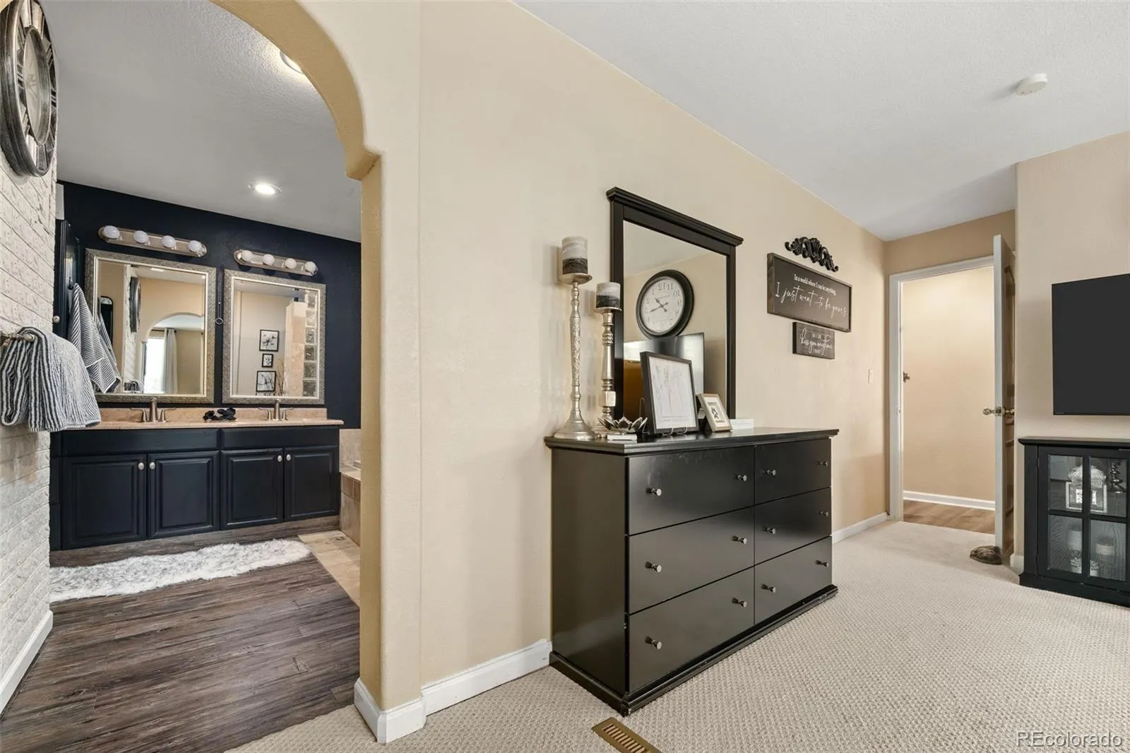 6691 S Abilene Way Centennial CO 80111 MLS #REC3132922 04292026233446 1600 29