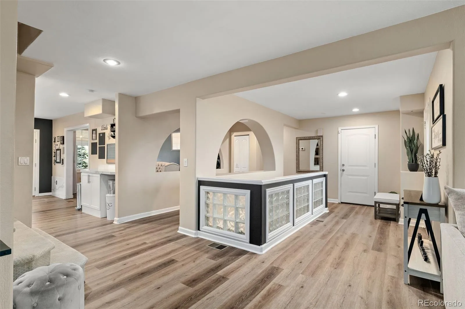 6691 S Abilene Way Centennial CO 80111 MLS #REC3132922 04292026233446 1600 7