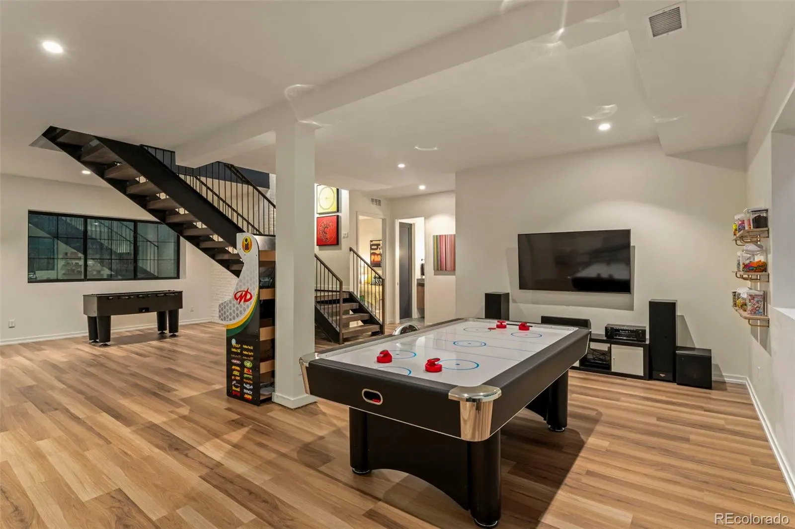 03112026191906 1600 36