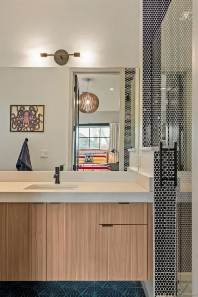 03112026191906 800 29