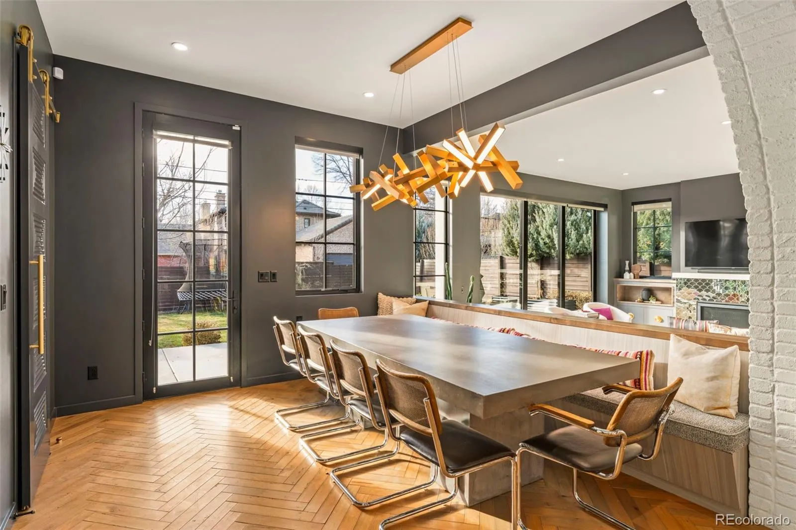 585 S Gaylord Street Denver CO 80209 MLS #REC3133105 05282026014257 1600 14