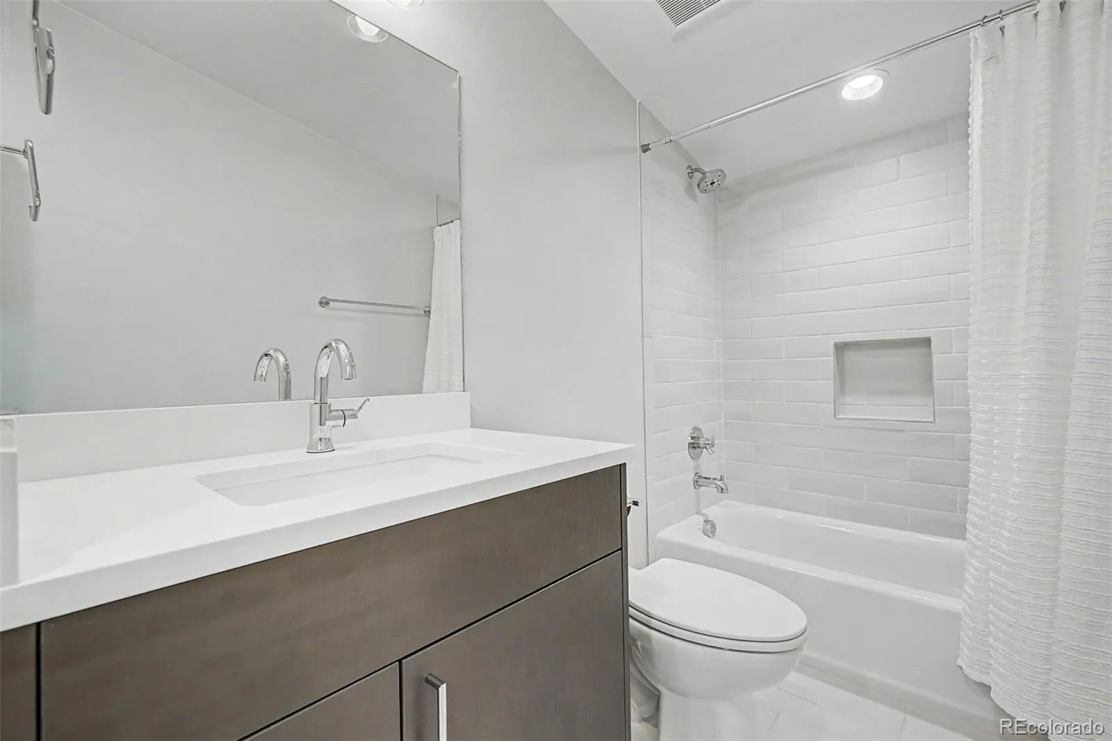 5472 S Nevada Street #C Littleton CO 80120 | MLS #REC3135012 08252026031408 1600 26