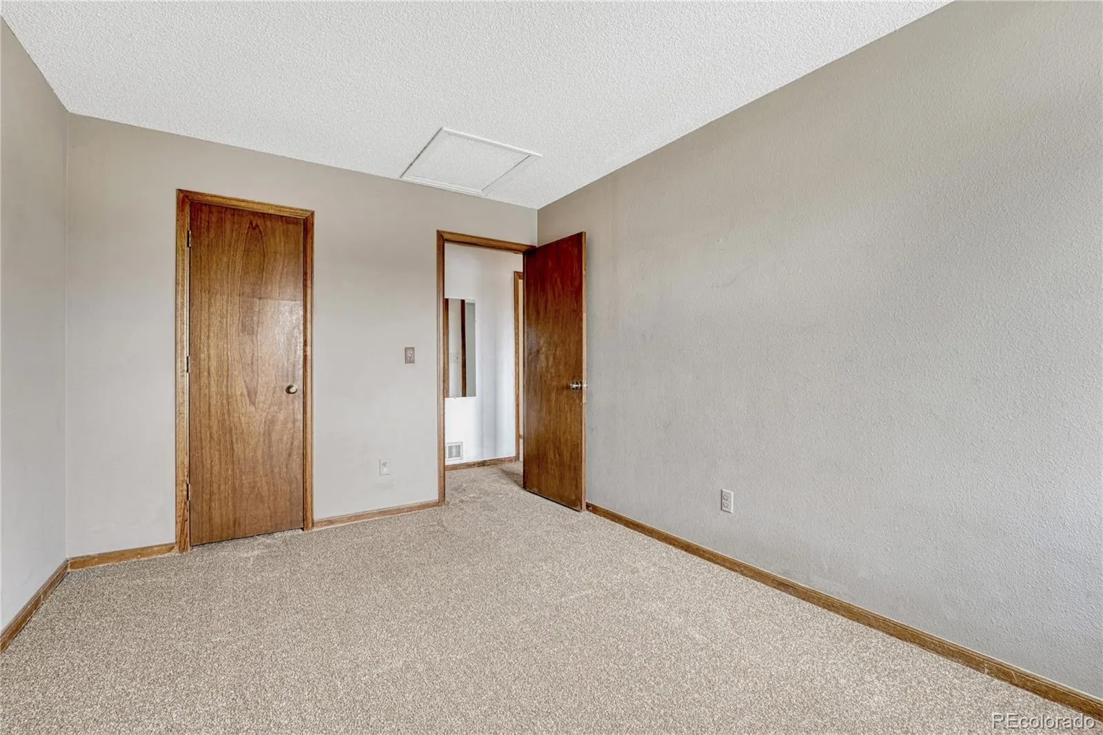 5436 S Walden Court Centennial CO 80015 MLS #REC3138178 05212026034635 1600 24