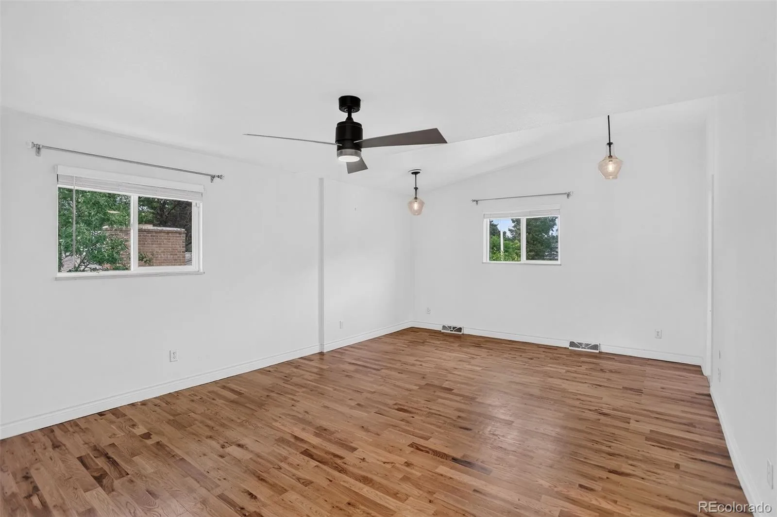 10546 W Evans Avenue Denver CO 80227 | MLS #REC3141010 09212026193621 1600 24