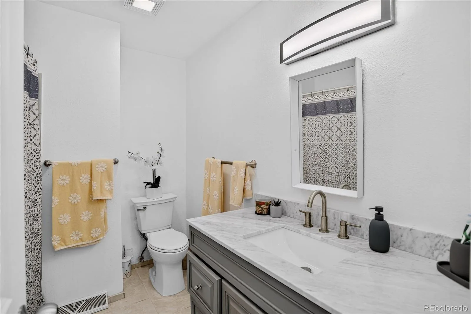 10546 W Evans Avenue Denver CO 80227 | MLS #REC3141010 09212026193621 1600 34