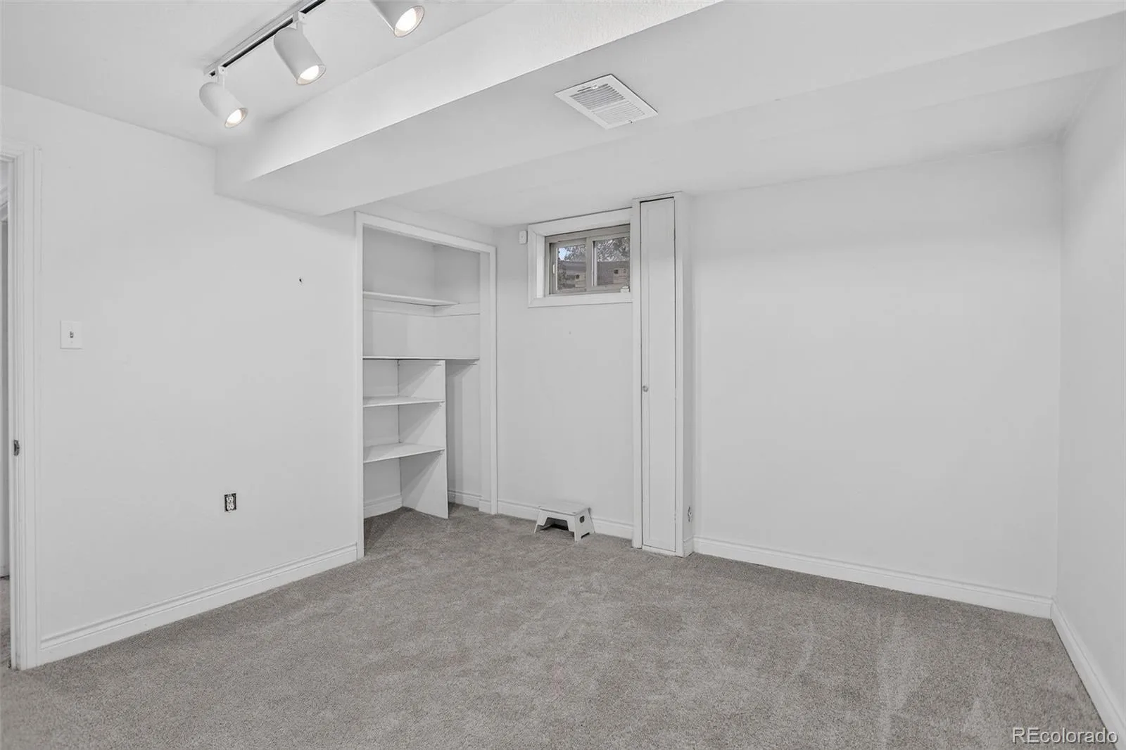 10546 W Evans Avenue Denver CO 80227 | MLS #REC3141010 09212026193621 1600 36