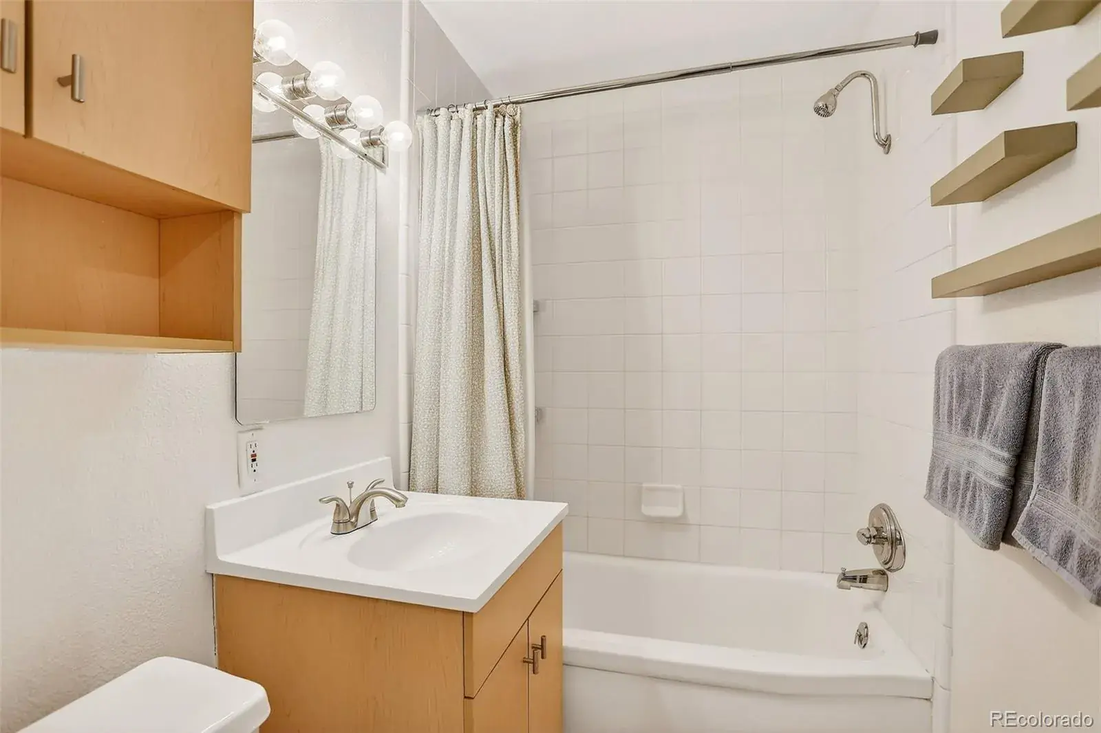2500 S York Street #401 Denver CO 80210 MLS #REC3141874 02252026224309 1600 13