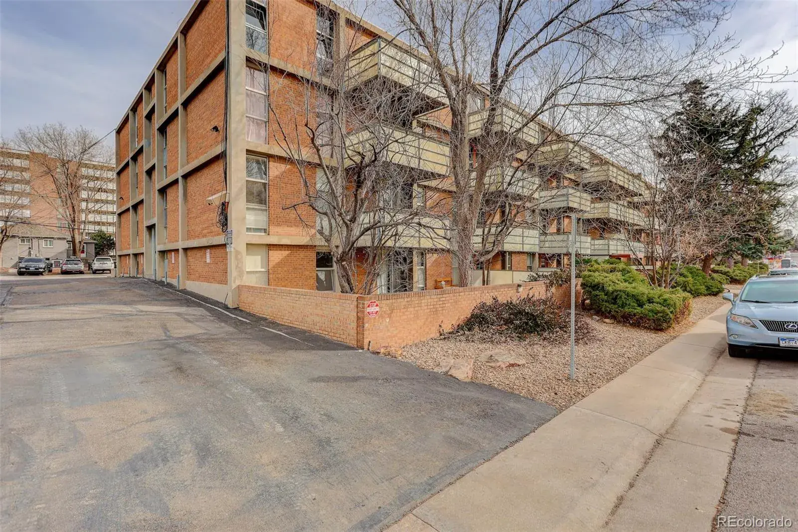 2500 S York Street #401 Denver CO 80210 MLS #REC3141874 02252026224309 1600 21