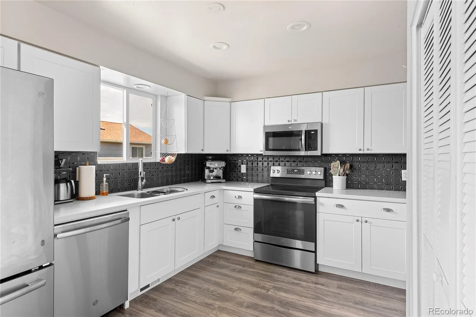 579 W Berry Circle #5D1 Littleton CO 80120 | MLS #REC3142124 08212026003131 1600 6