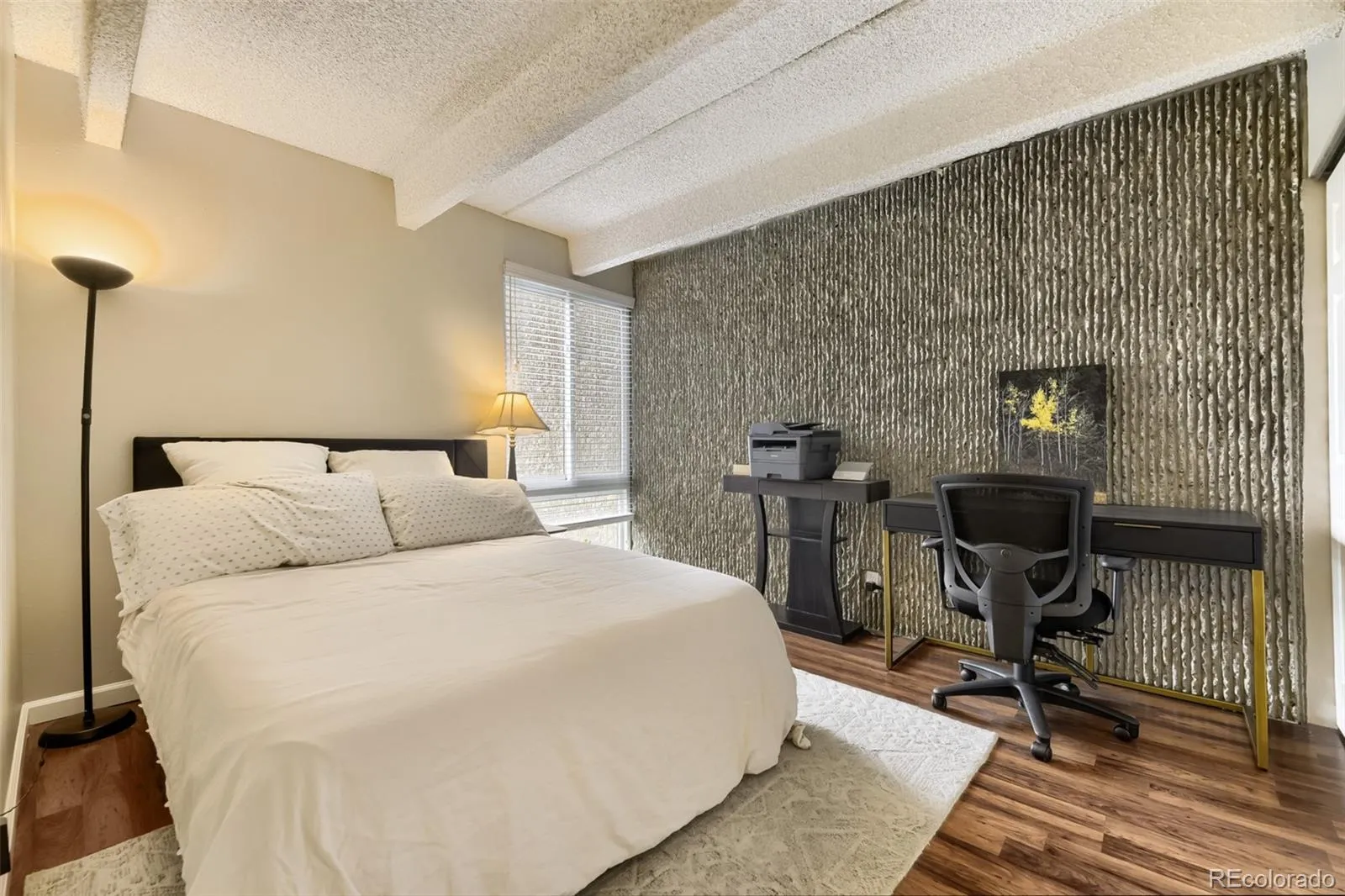 04212026175125 1600 10