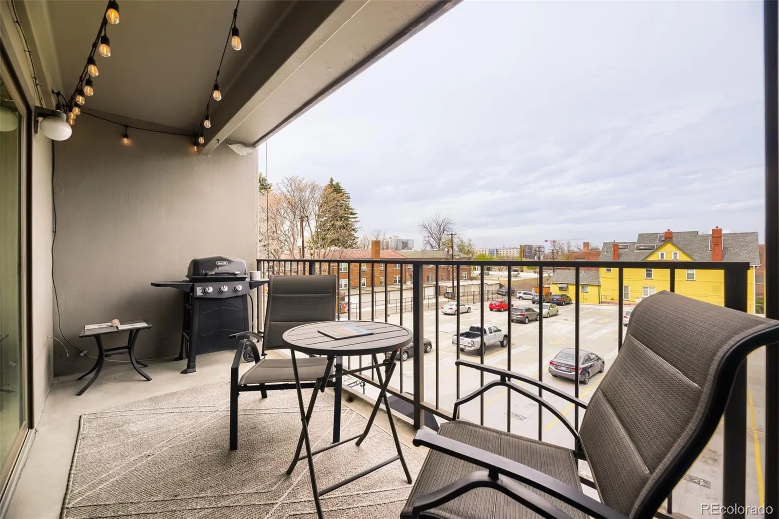 04212026175125 1600 14