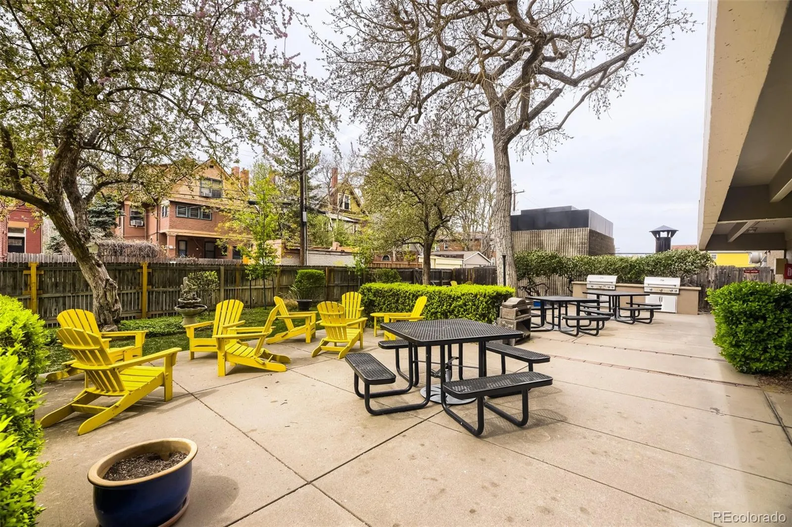 04212026175125 1600 18