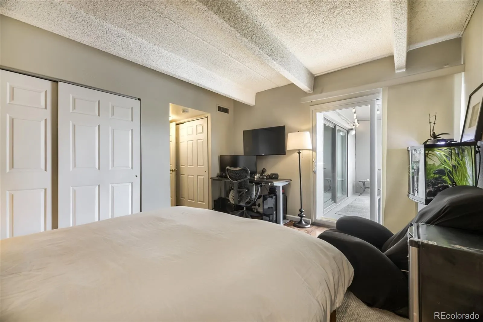 04212026175125 1600 8